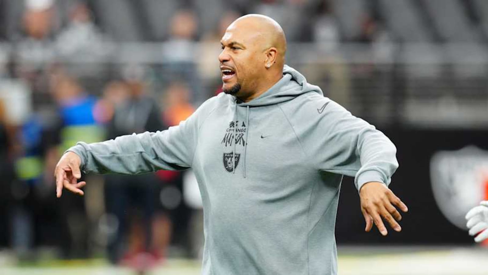 Watch: Raiders&#39; Antonio Pierce Speaks After Win Over Jaguars