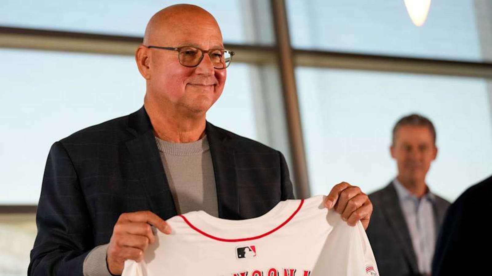 Look: Cincinnati Reds Finalize Terry Francona&#39;s Coaching Staff for 2025 Season