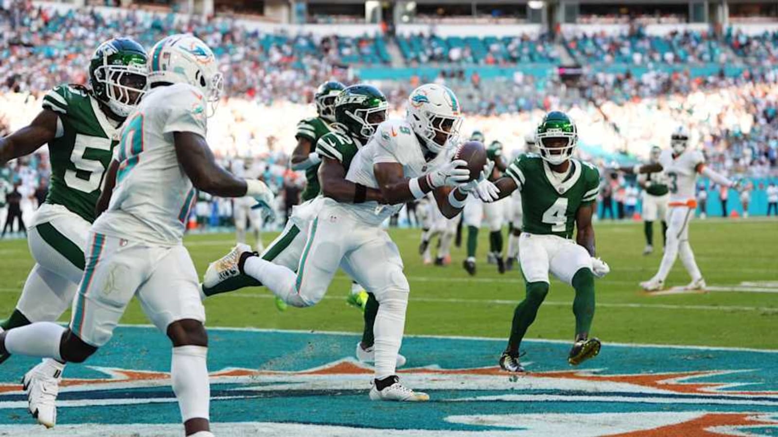 Setting the Stage for the Week 4 Dolphins-Jets Matchup
