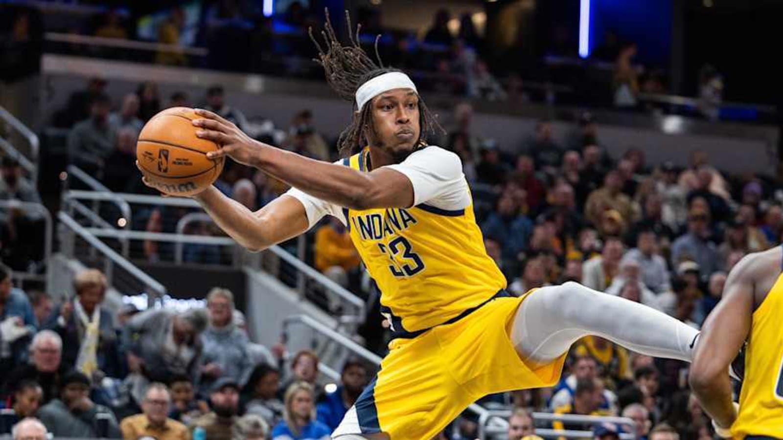 Pacers Notes: Trade Rumors Flying, Jimmy Butler Proposal, Indiana in Lead For Star