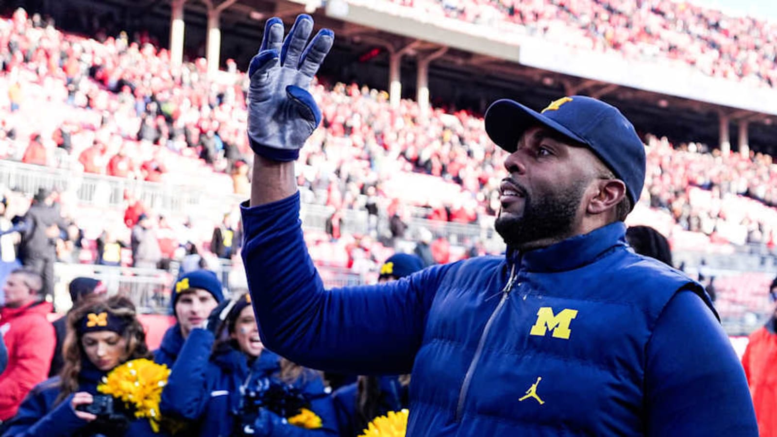ESPN predicts Michigan football&#39;s starting QB in 2025