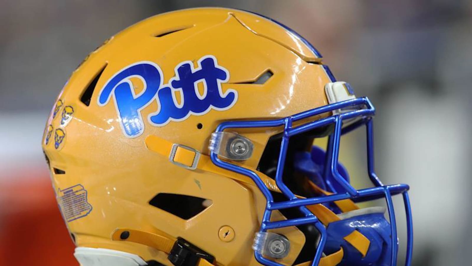 Pitt Football Signs Florida Atlantic Flip