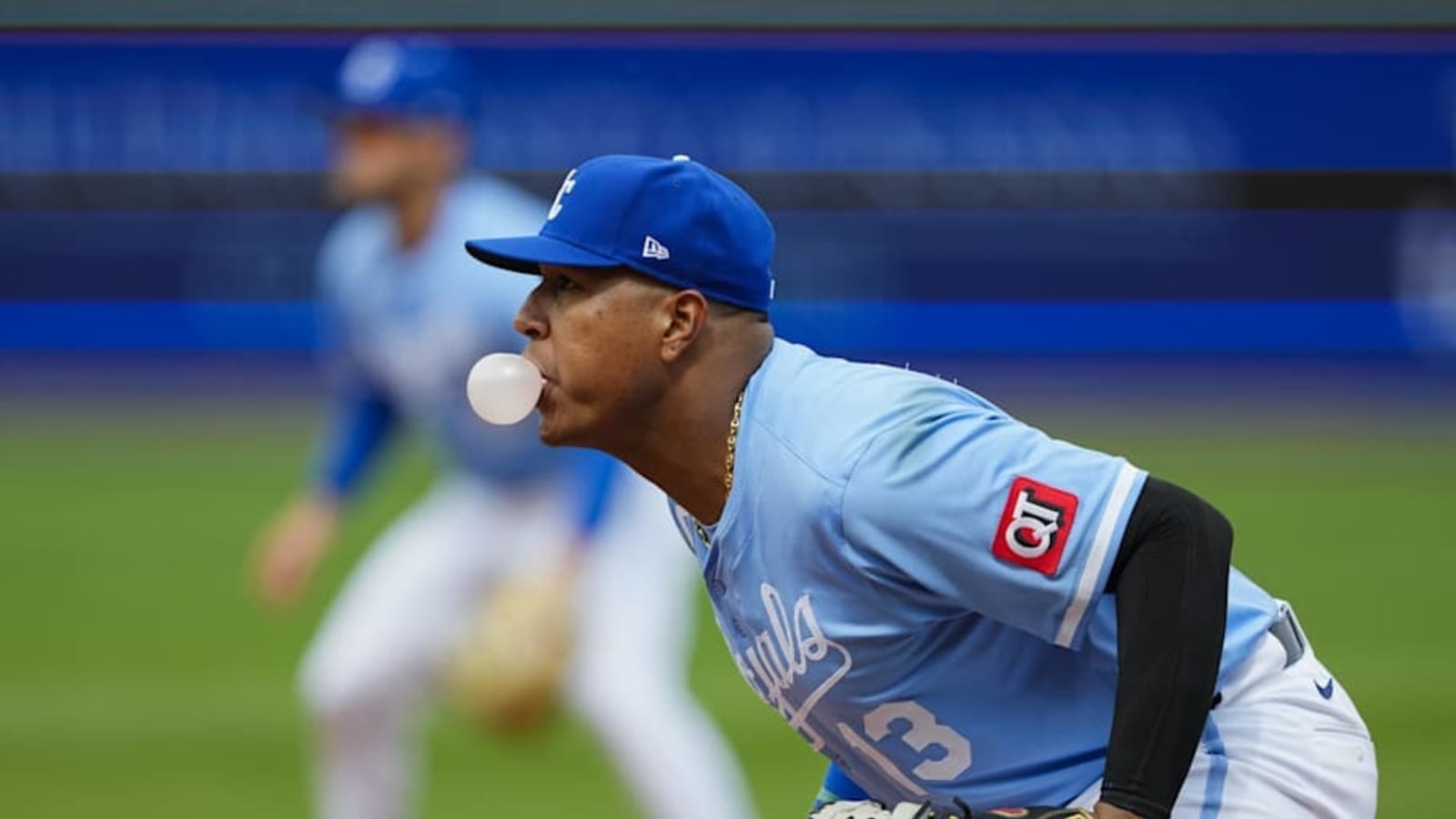 Royals&#39; Salvador Perez Praises New Teammate On Return After Scary Incident