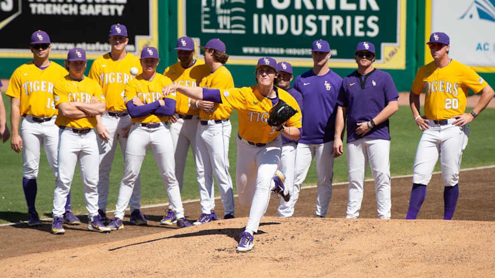 The Injury Update: The Latest on LSU Baseball&#39;s Chase Shores Ahead of 2025 Season