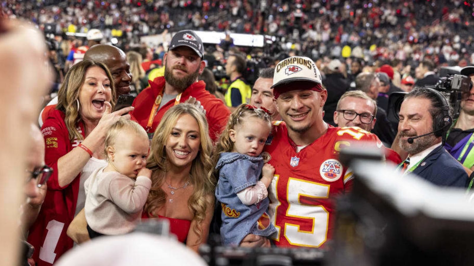 Chiefs charity spotlight: 15 and the Mahomies