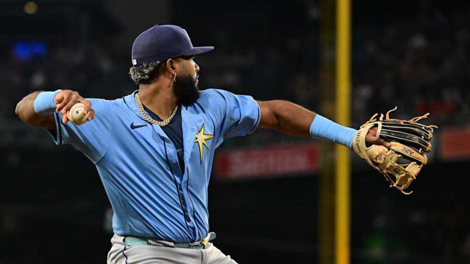 Tampa Bay Rays&#39; Junior Caminero Removed From Spring Training Game With Back Tightness