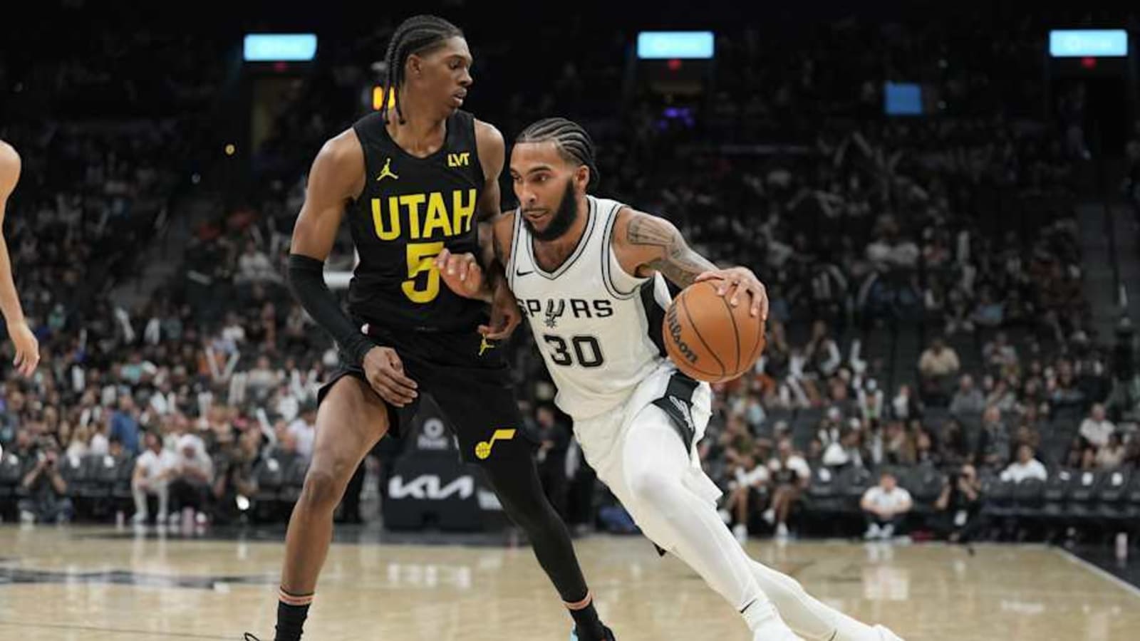 Julian Champagnie: Spurs&#39; Secret Weapon for the 2024-25 Season?