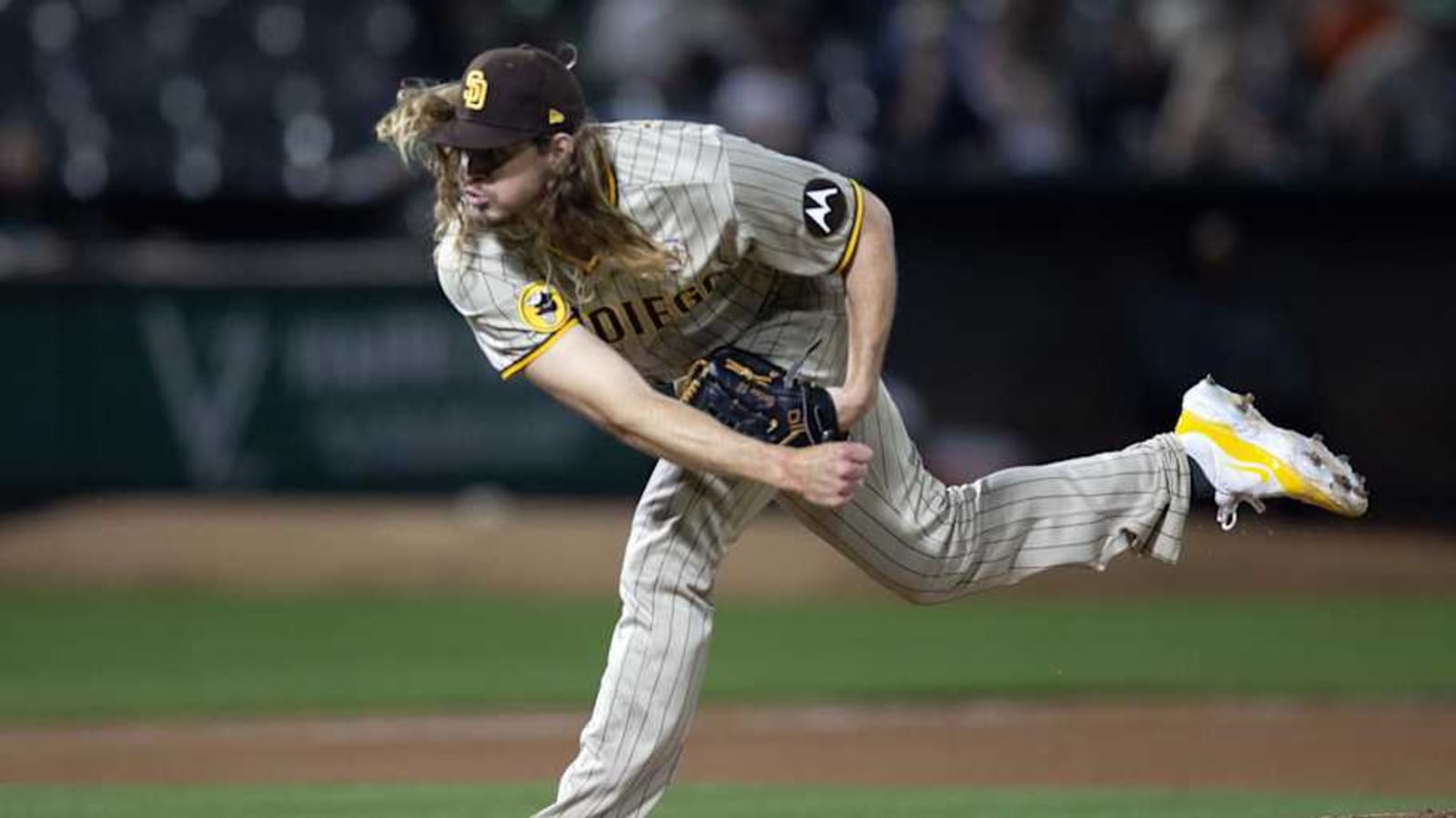 Former Padres Reliever Signs With NL Central Squad