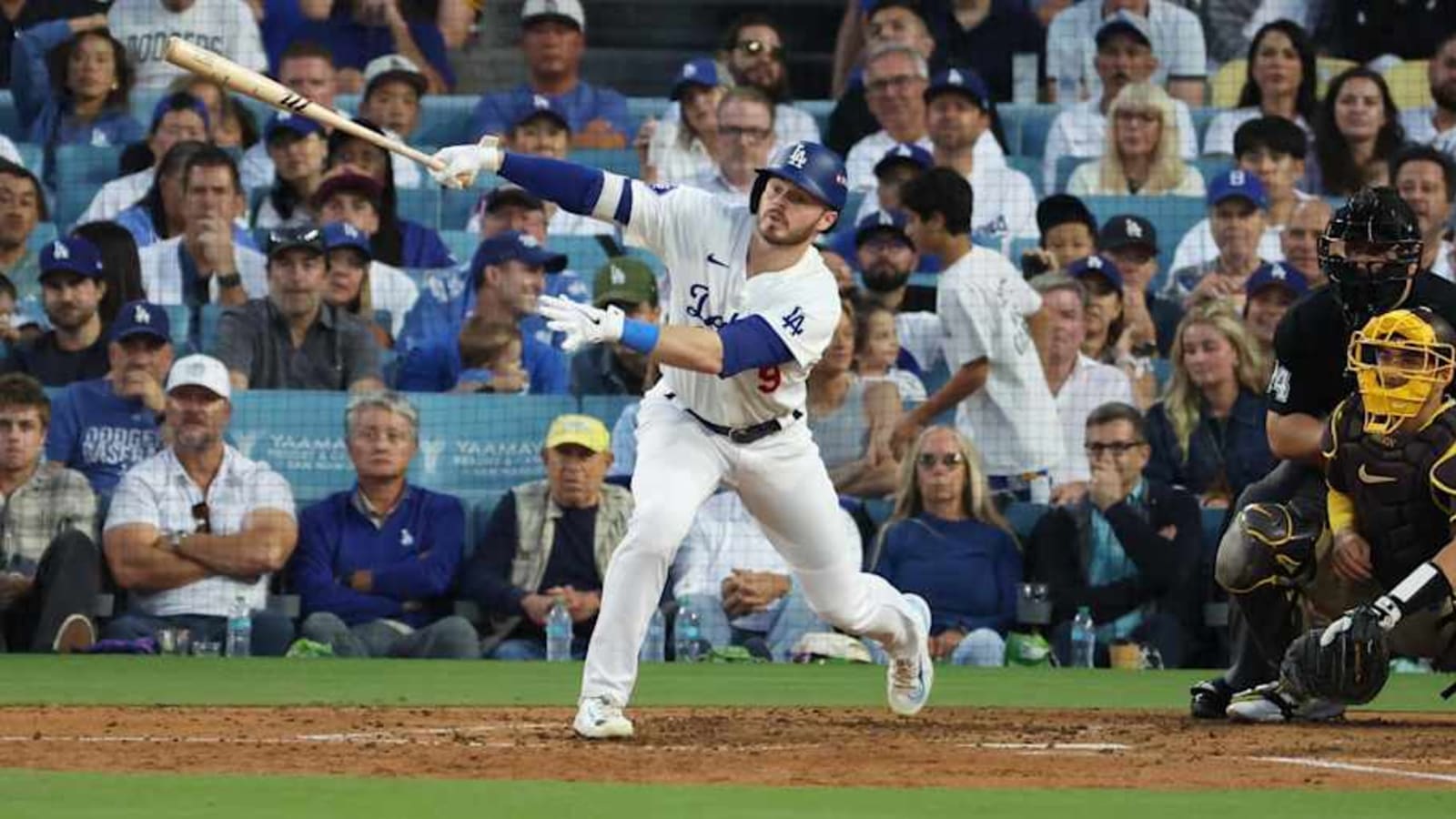 Gavin Lux Returns to Los Angeles Dodgers&#39; Lineup For NLCS Game 3