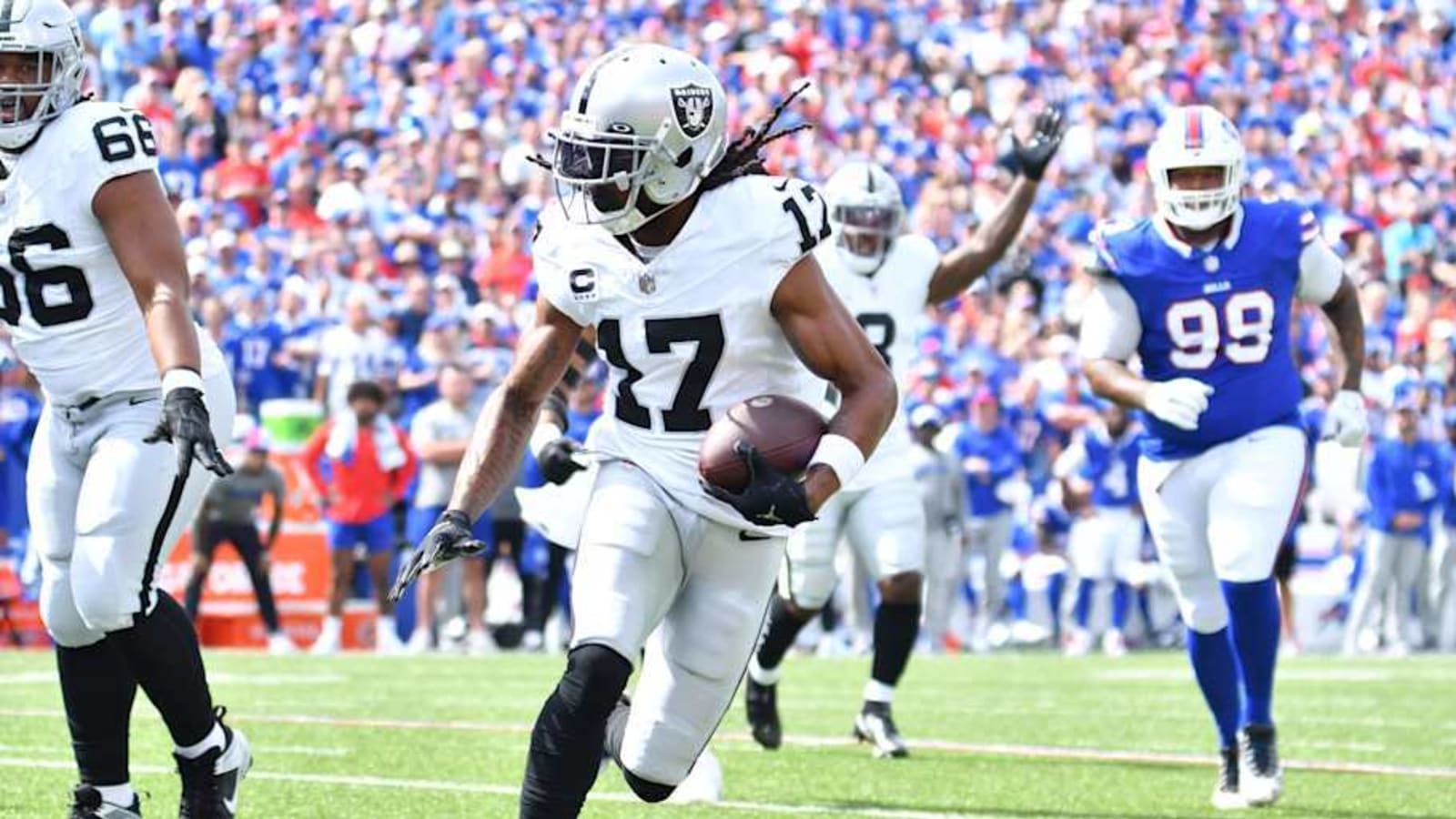 Steelers &#39;Real&#39; Competition for Davante Adams Narrowing