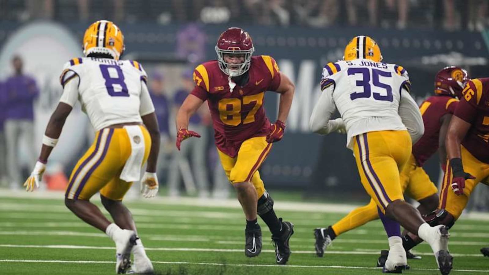 Official Injury Report USC Trojans vs. Maryland Terrapins: Lake McRee Questionable