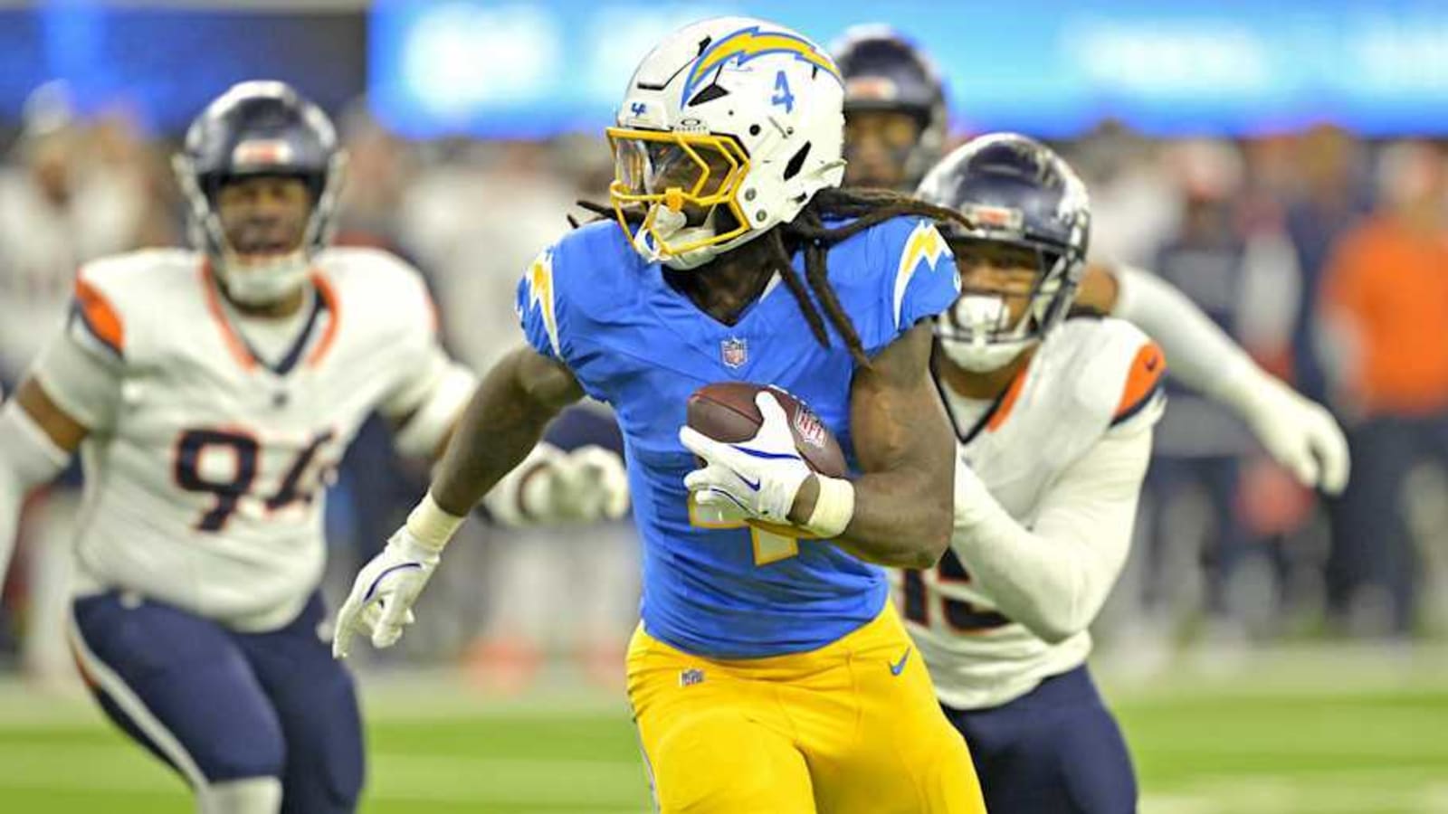 Gus Edwards injury update: Latest news on Los Angeles Chargers RB for Week 17