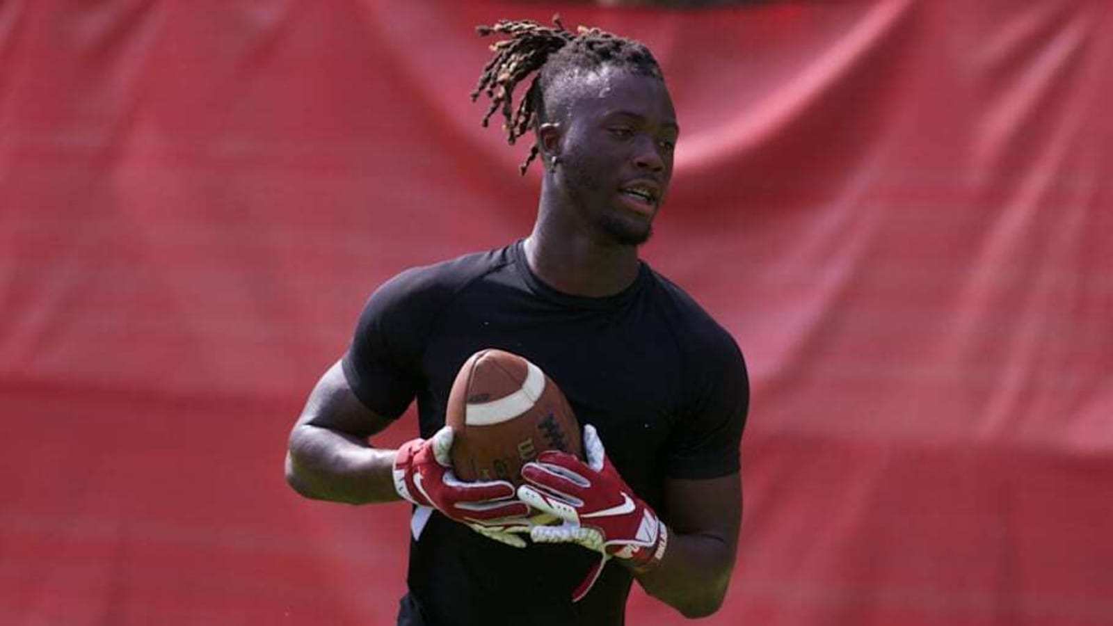 Former Oklahoma blue-chip defensive back Makari Vickers transfers to Colorado