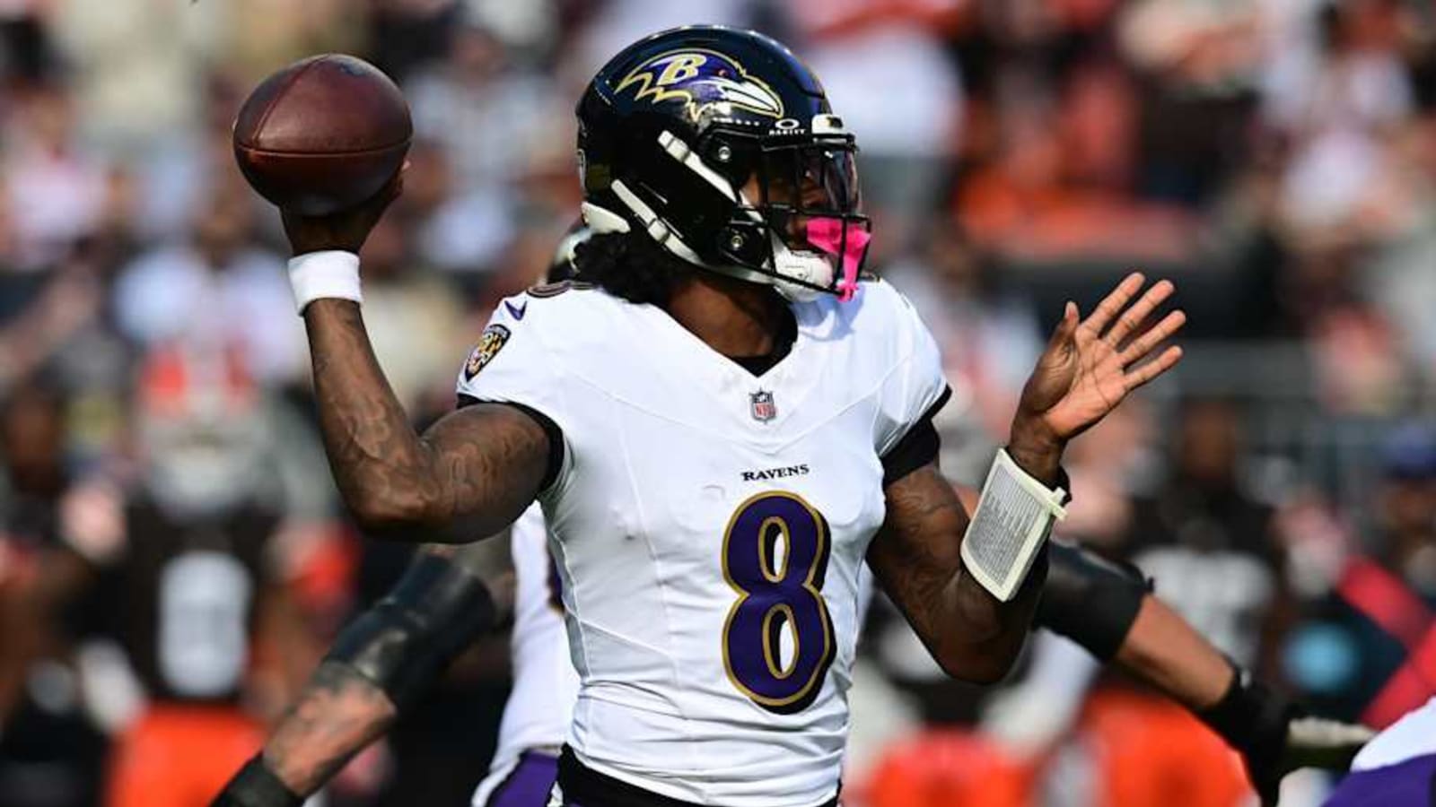 Ravens Lamar Jackson Named Player of Month