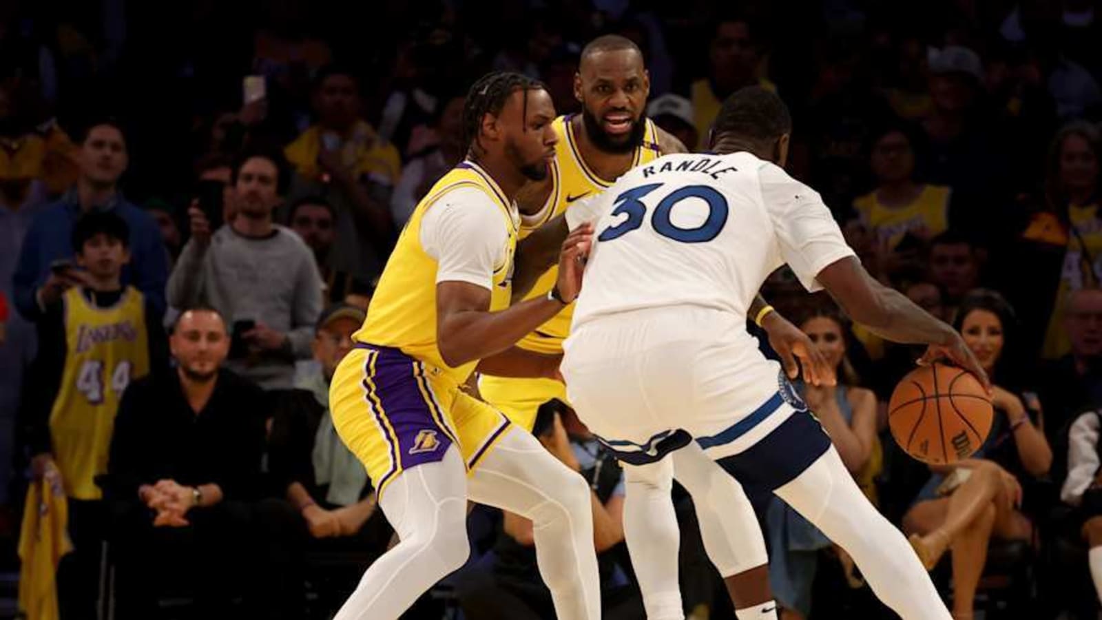 Lakers' Rui Hachimura throws shade at Julius Randle's defense