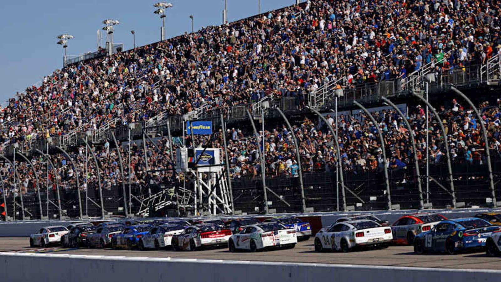 Previewing the NASCAR Cup Series Goodyear 400 at Darlington