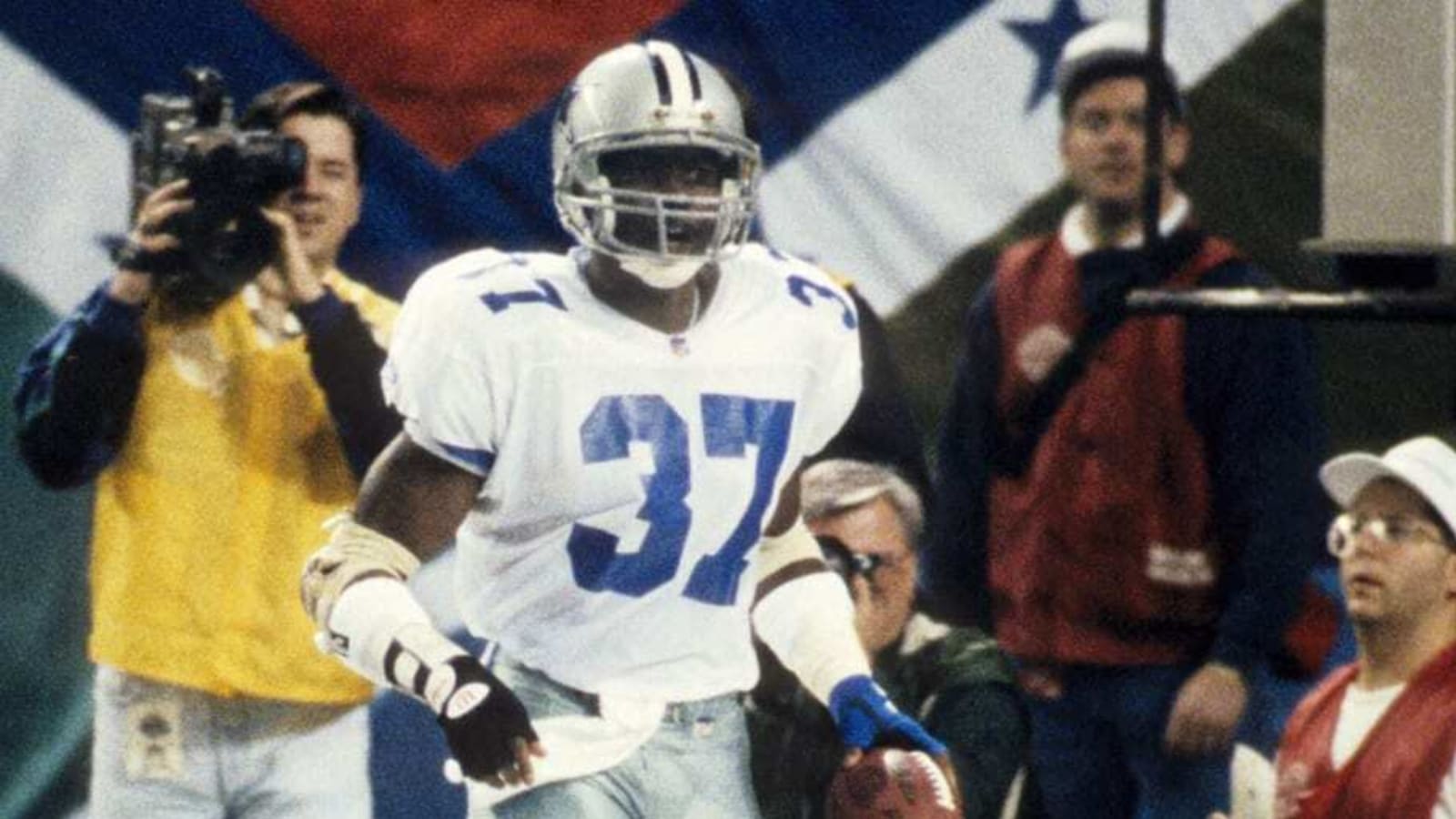 Best Dallas Cowboys player to wear jersey No. 37