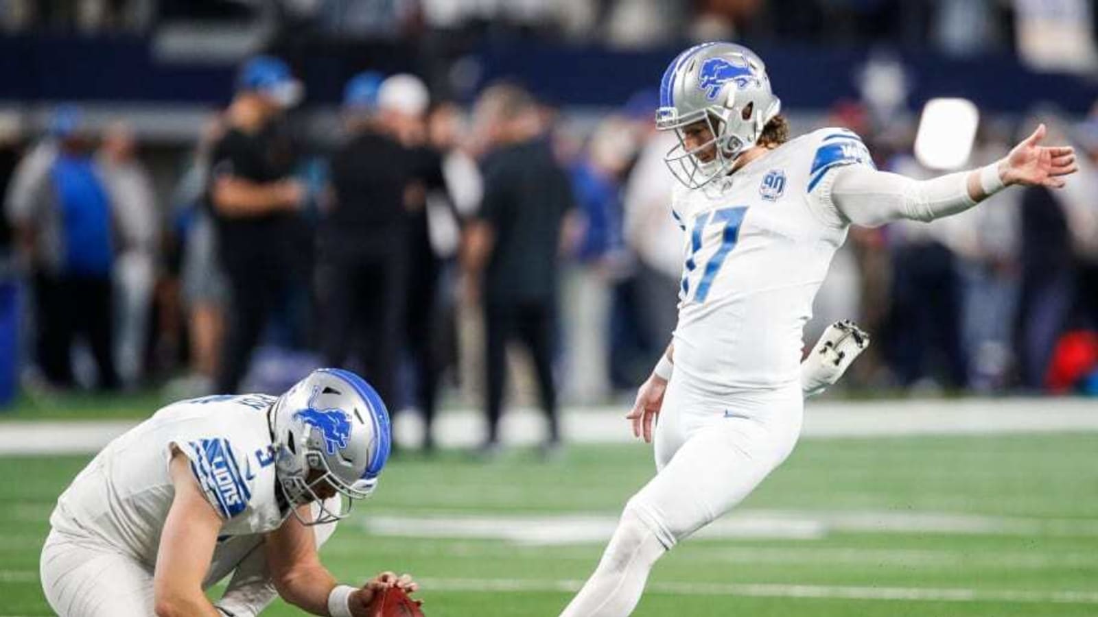 Fipp &#39;Devastated&#39; for Badgley After Season-Ending Injury