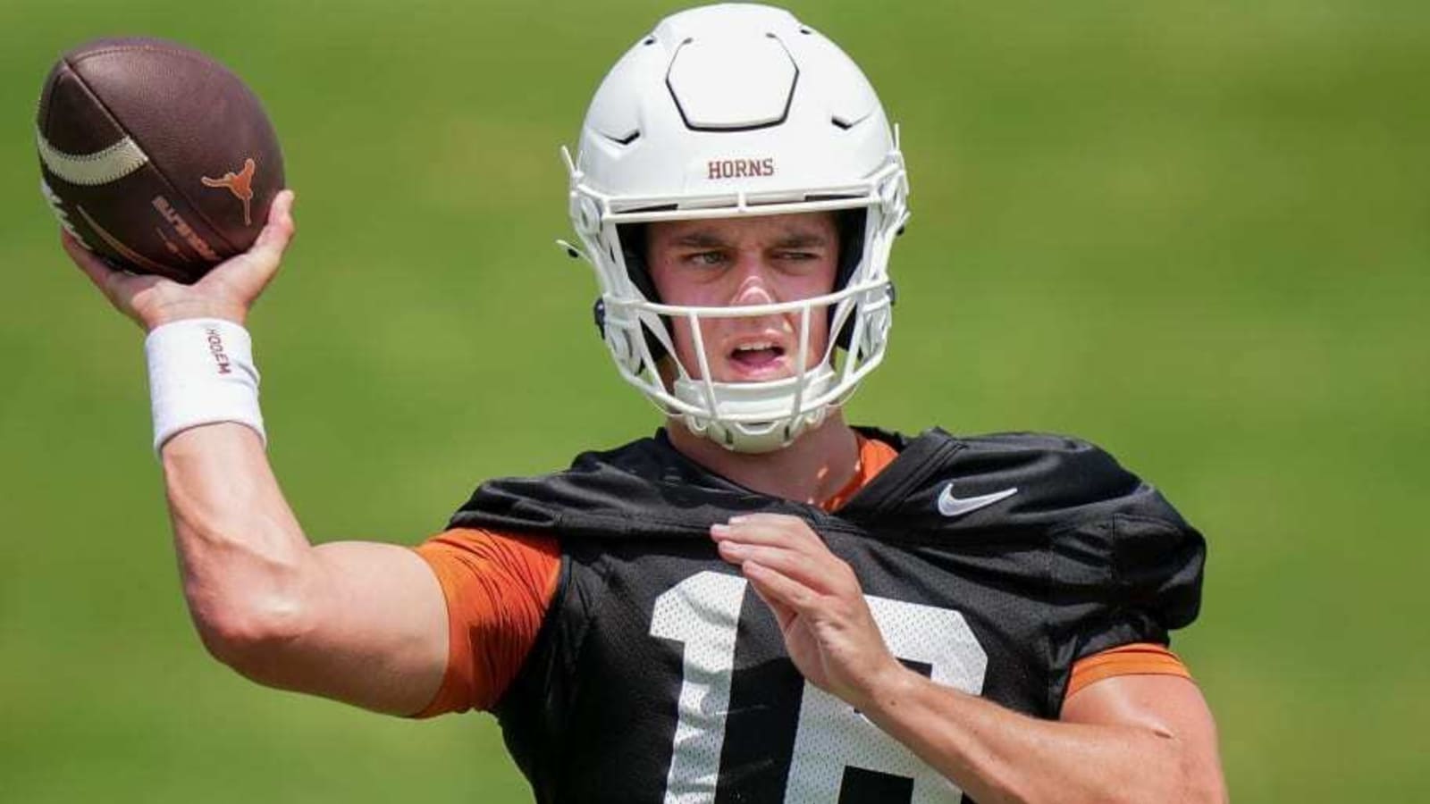Texas Longhorns QB Arch Manning Receives High Ranking on Prestigious List