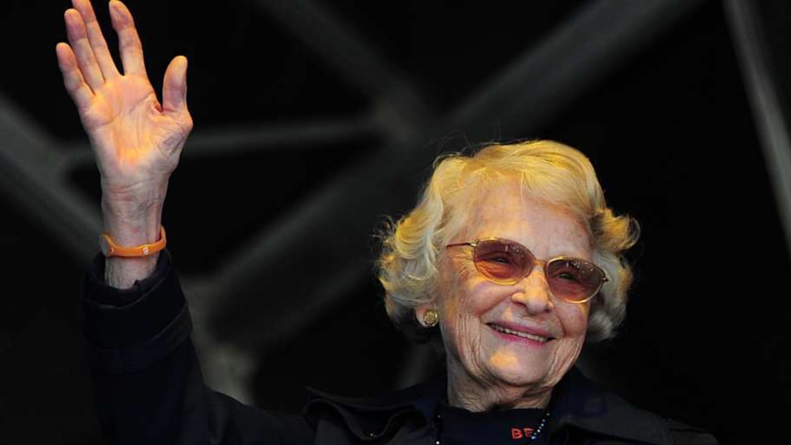 Virginia McCaskey, Bears matriarch, dies at 102