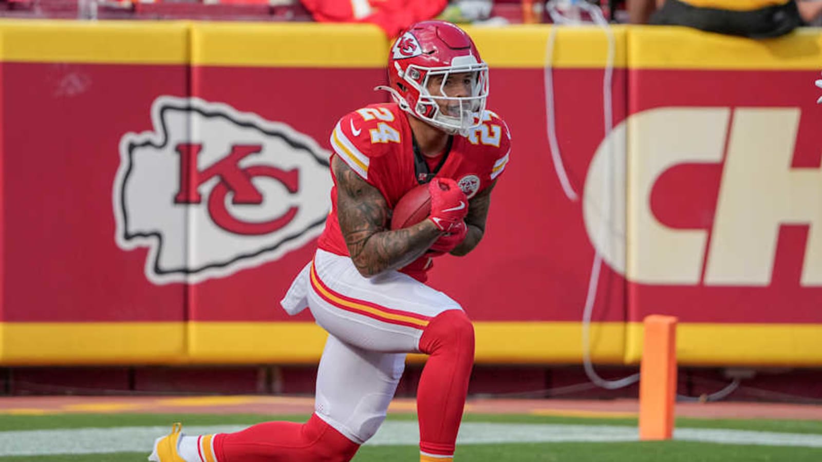 Chiefs&#39; Skyy Moore Shows Off Offseason Progress