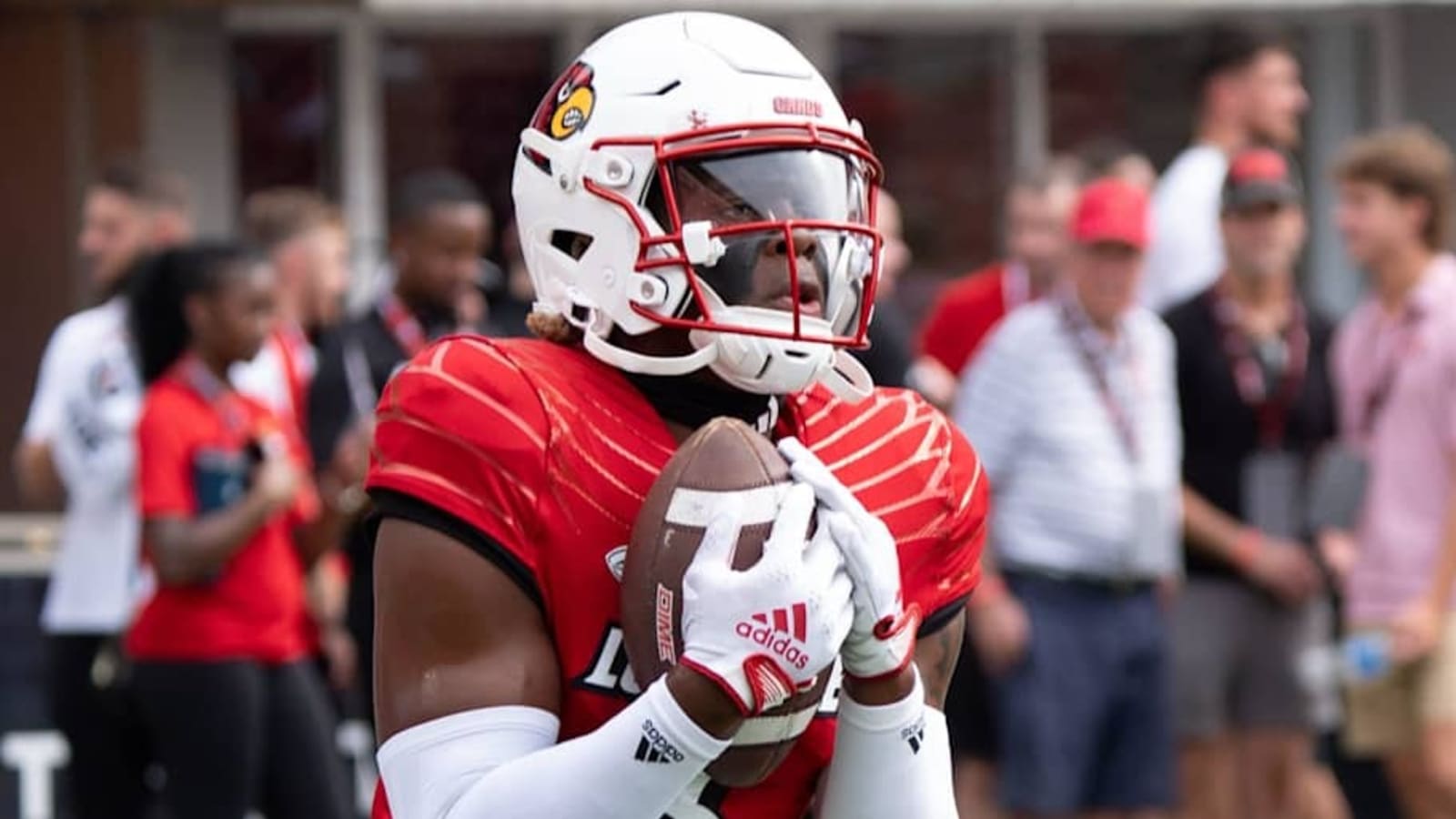 Houston Texans Officially Meet With Dynamic Defender