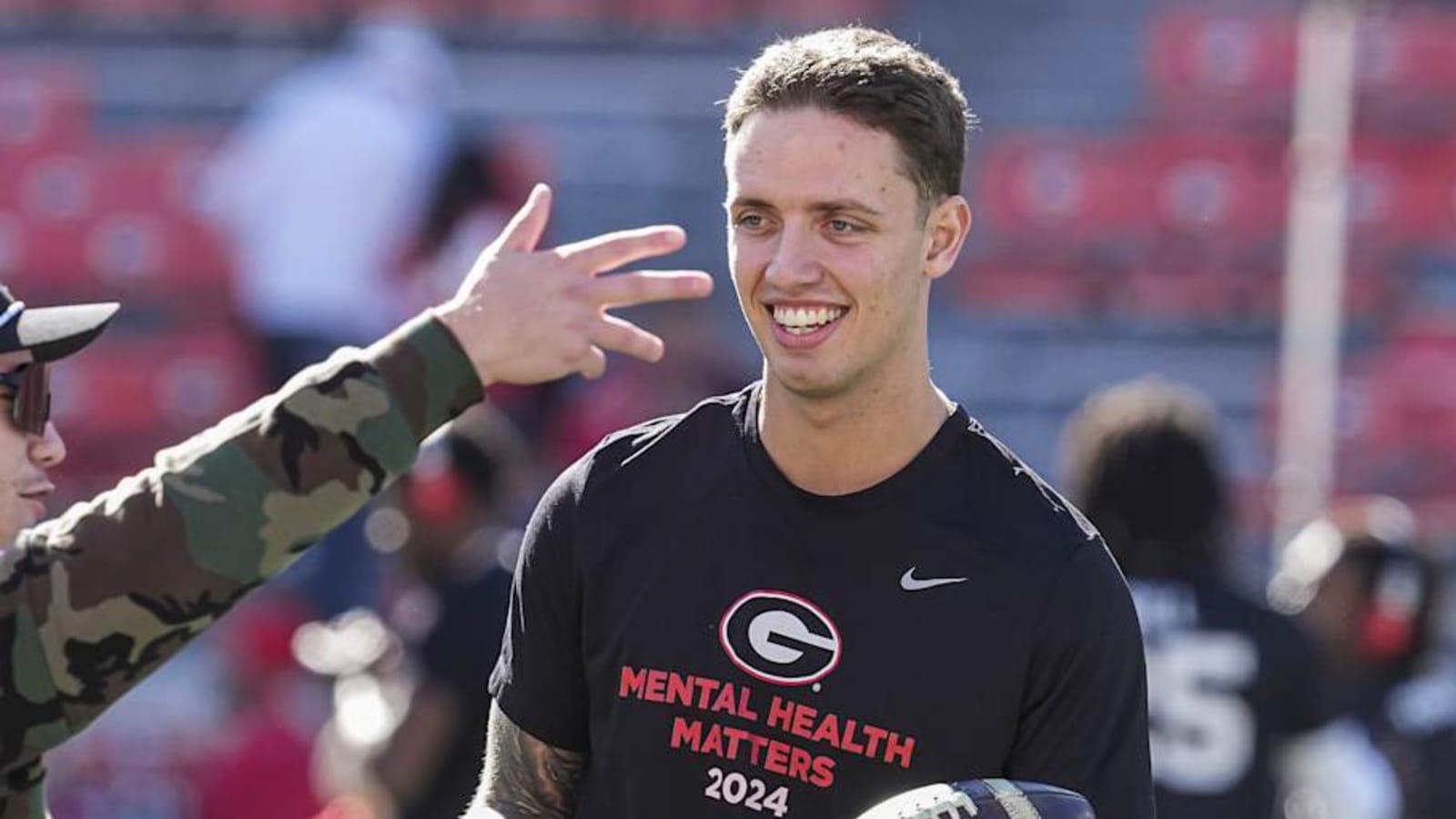 Georgia Bulldogs&#39; Carson Beck Transfer Destinations: Miami, Colorado, Oregon Ducks?
