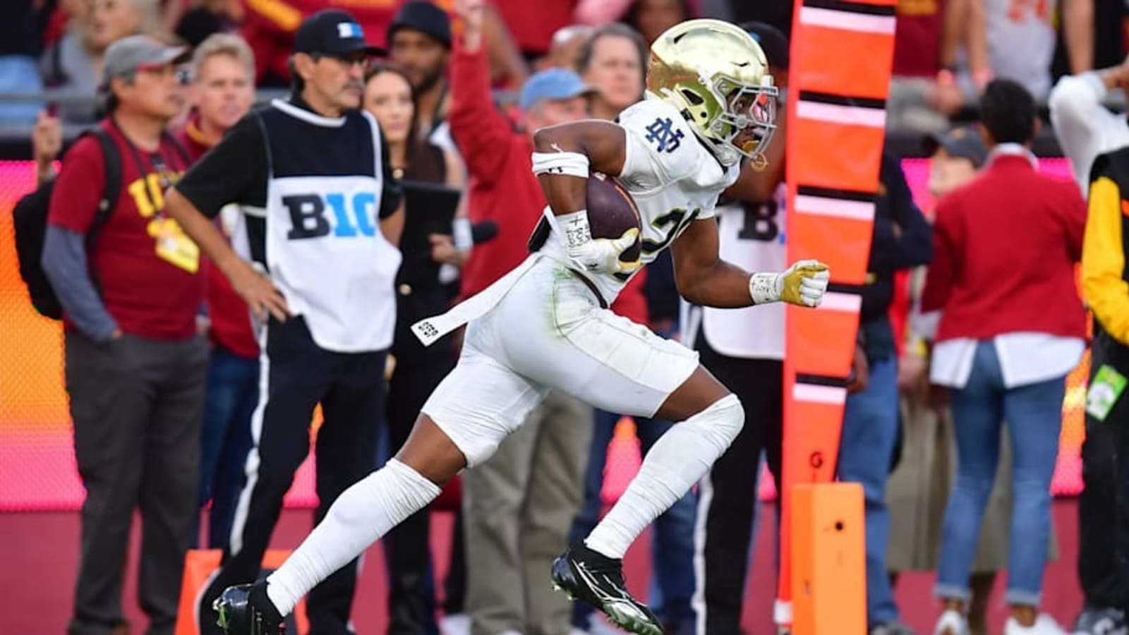Potential College Football Playoff Showdown? Notre Dame vs. SMU Flashback