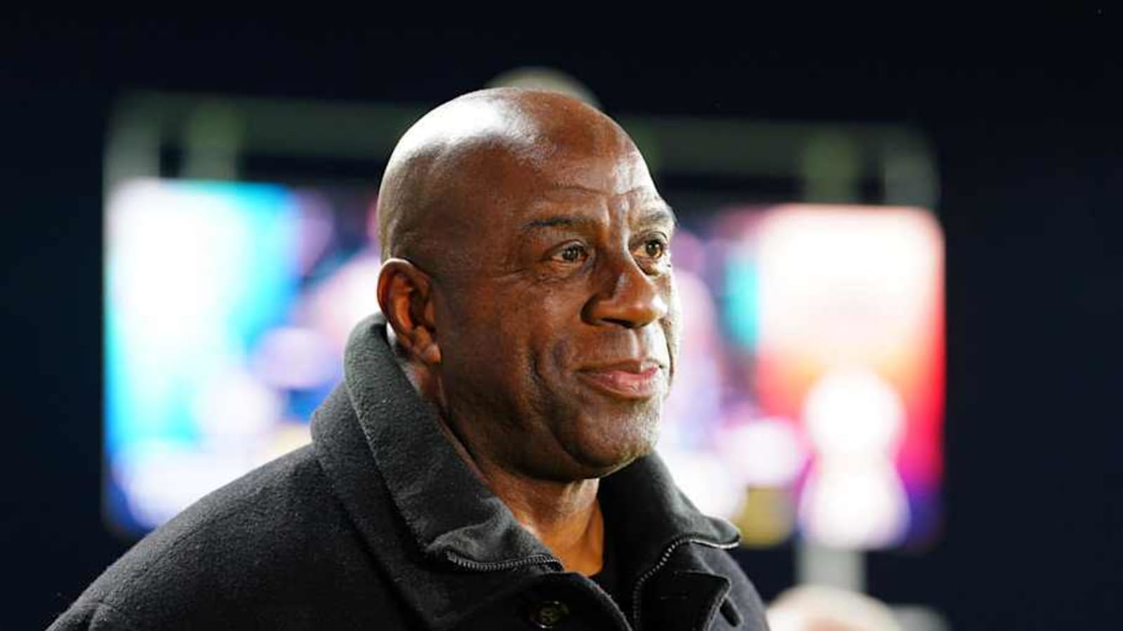  Magic Johnson Reacts to Candace Parker Jersey Retirement