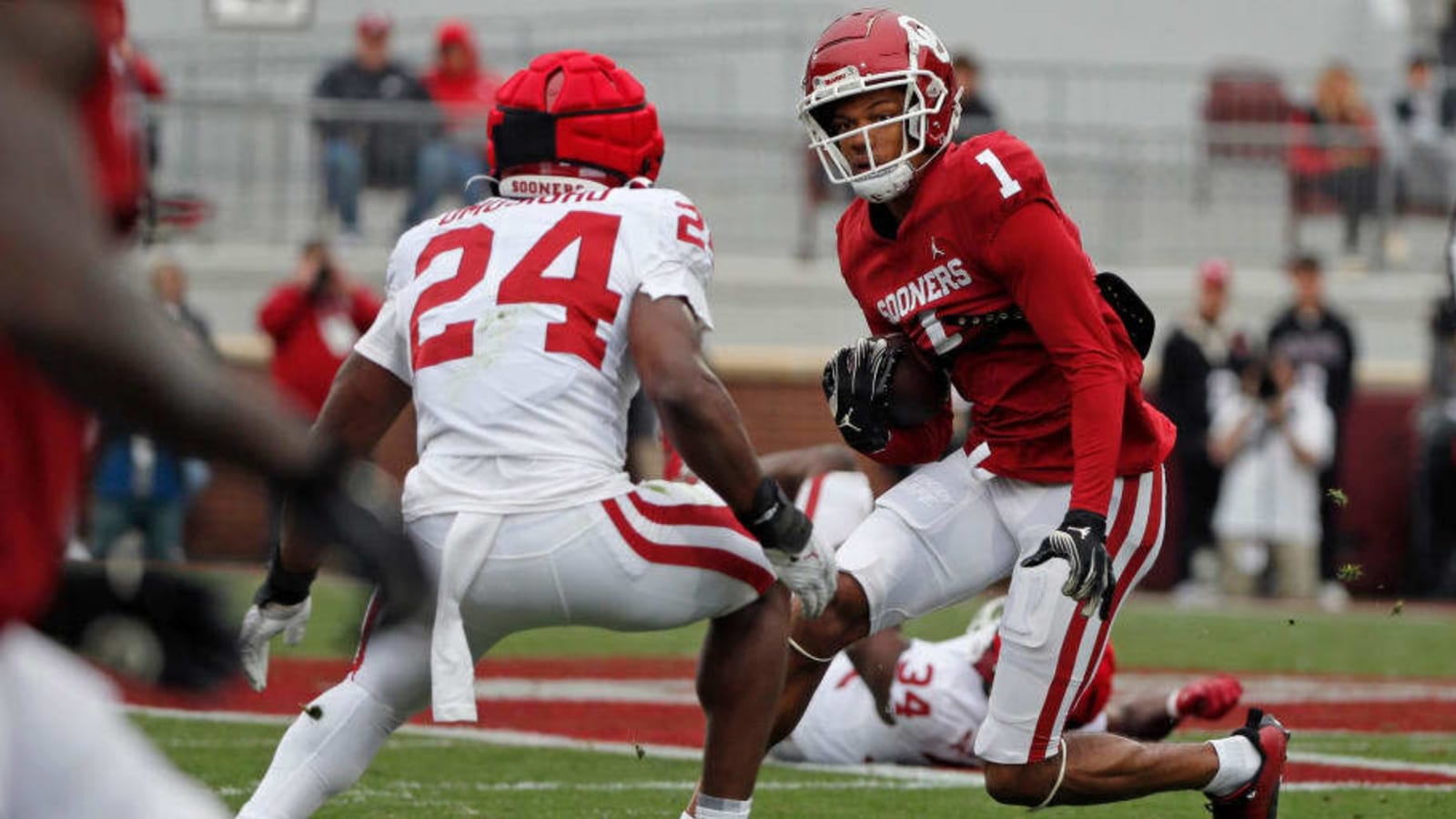 Report: Oklahoma Wide Receiver Injured During Practice