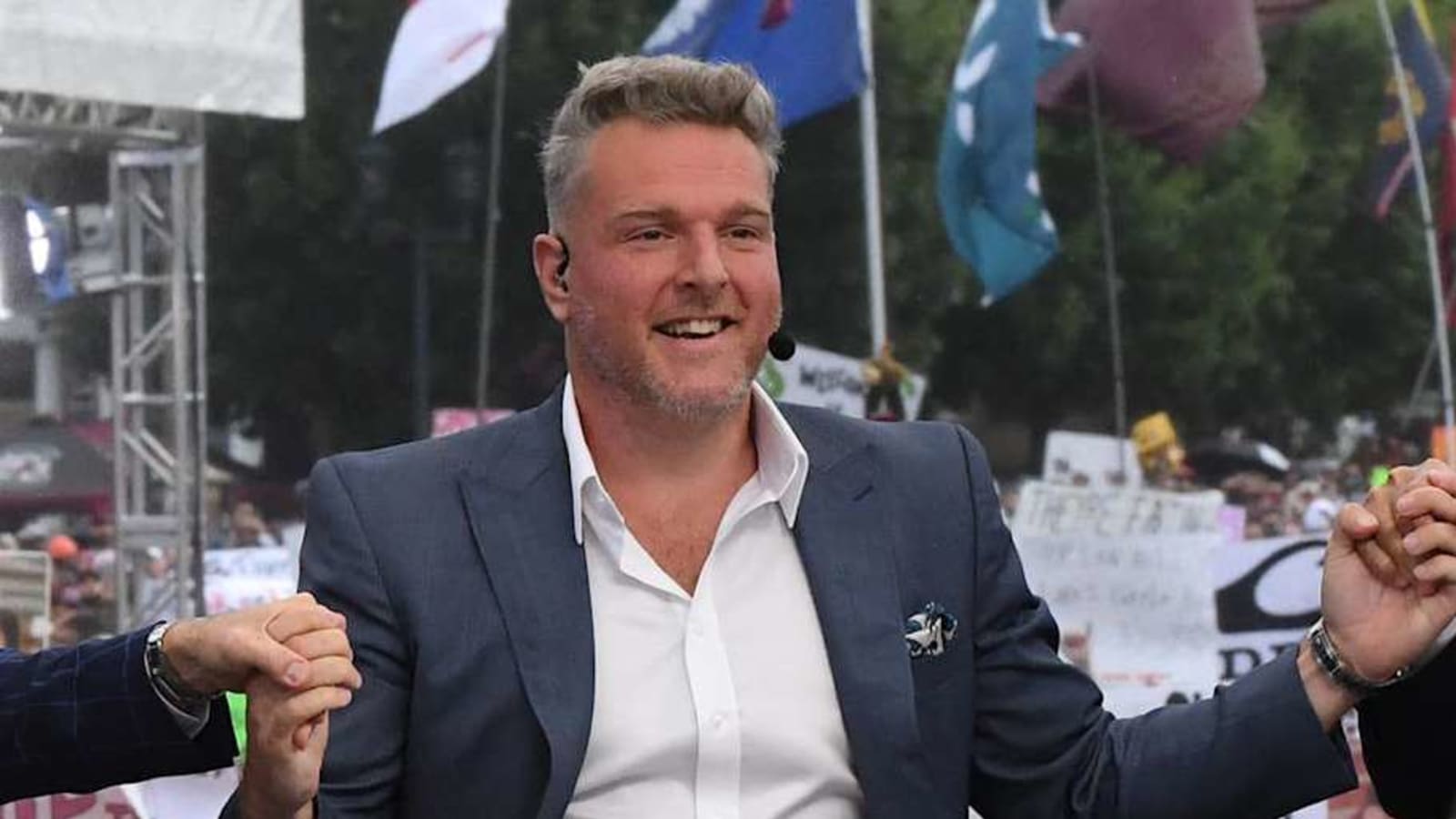 Pat McAfee Responds to Raiders Superstar Maxx Crosby