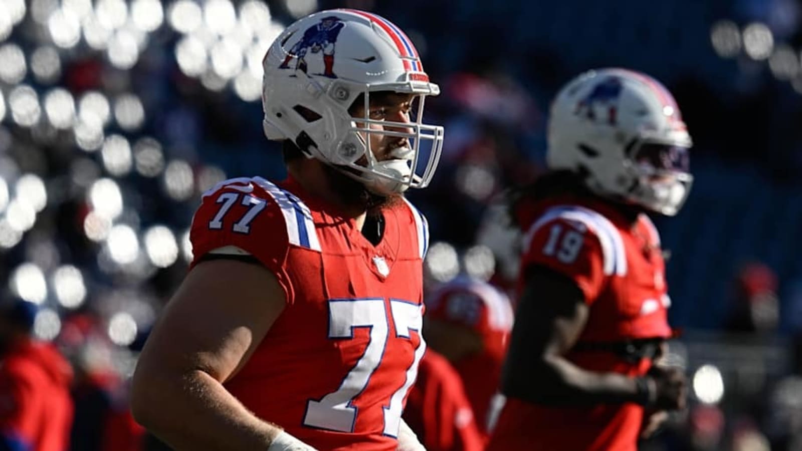 Patriots Re-Sign Two Free Agents