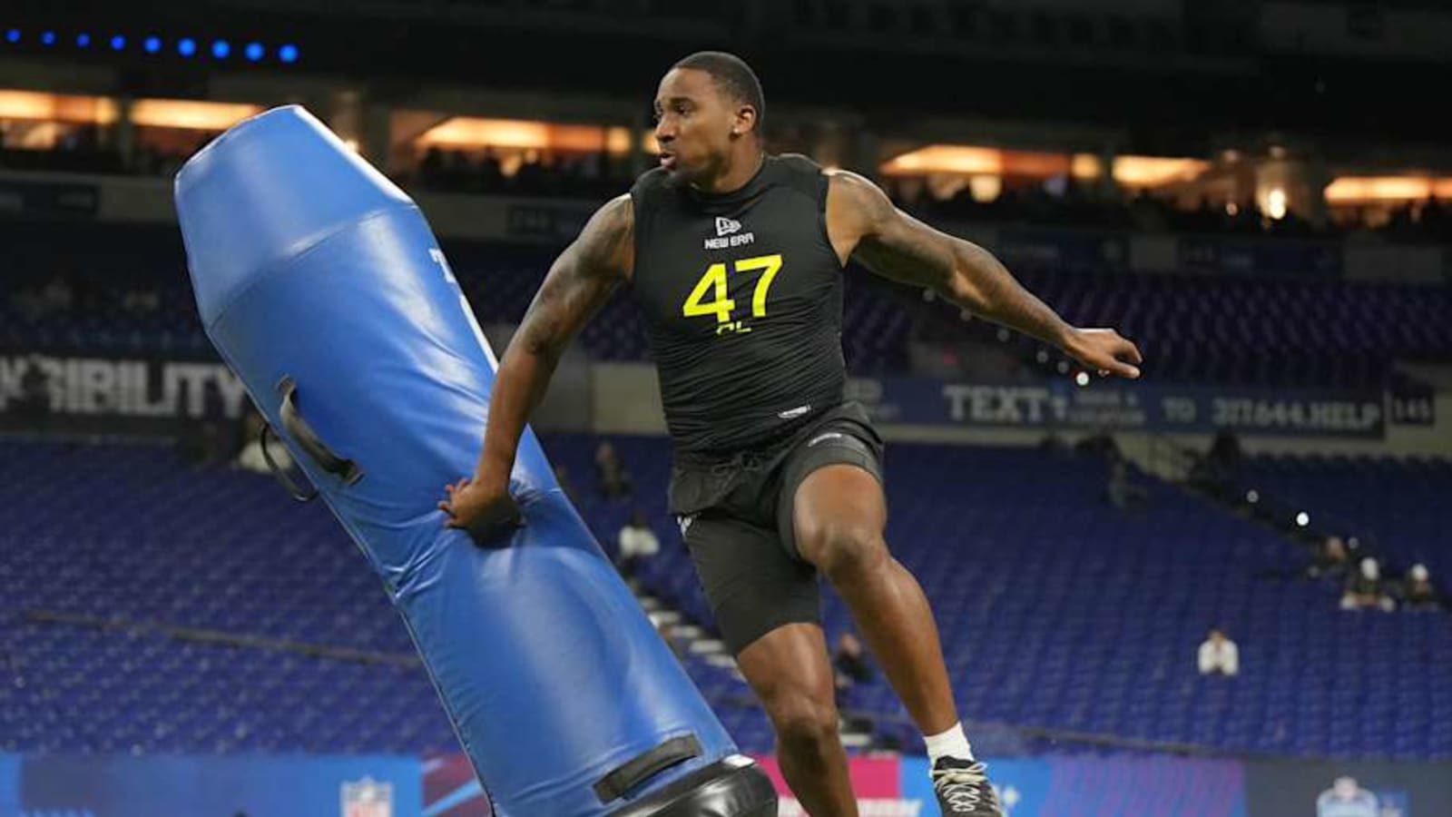 Titans Find Harold Landry Replacement in Mock Draft