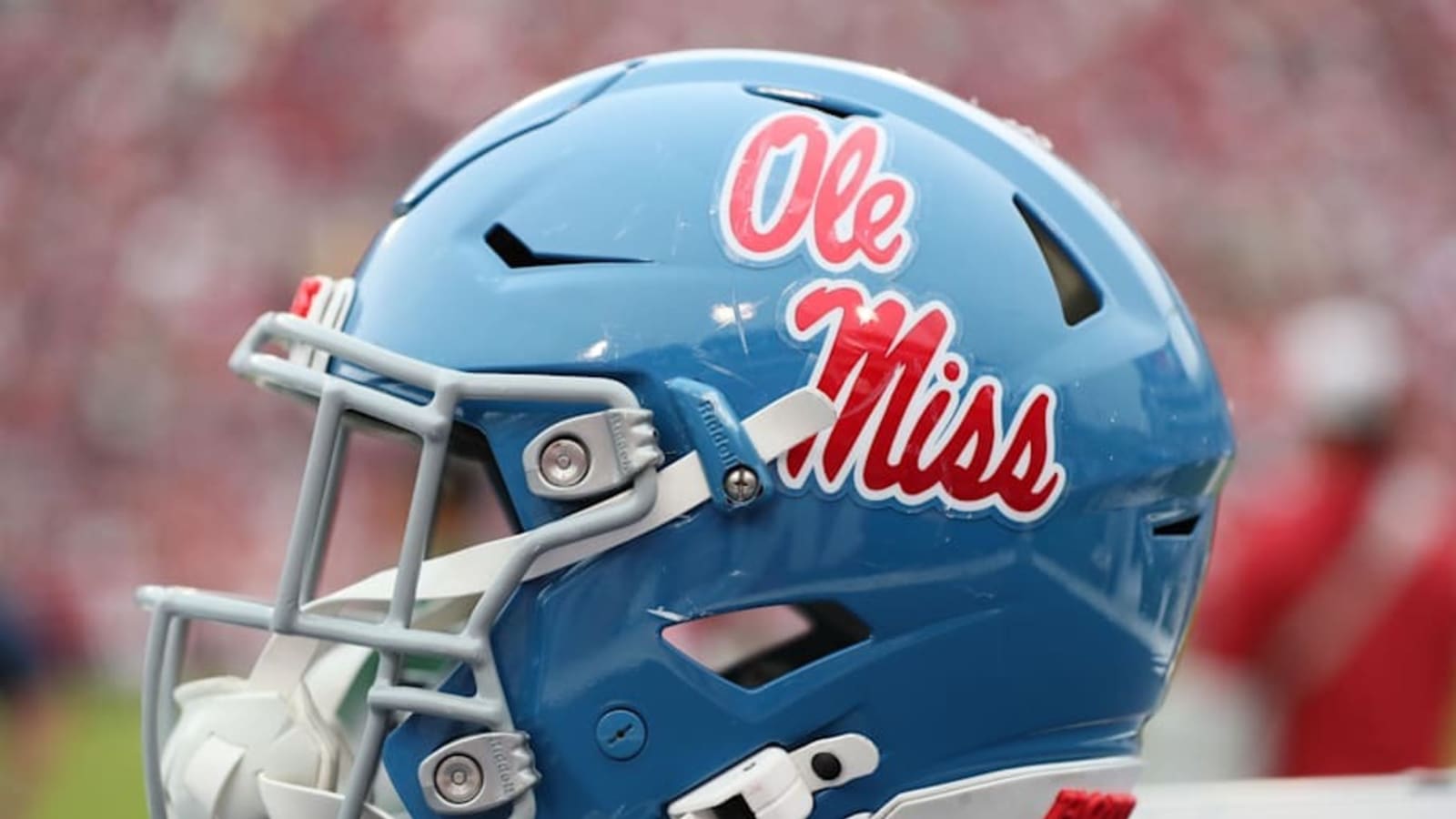 Georgia State to Hire Ole Miss Analyst Enrique Davis as Running Backs Coach - Report