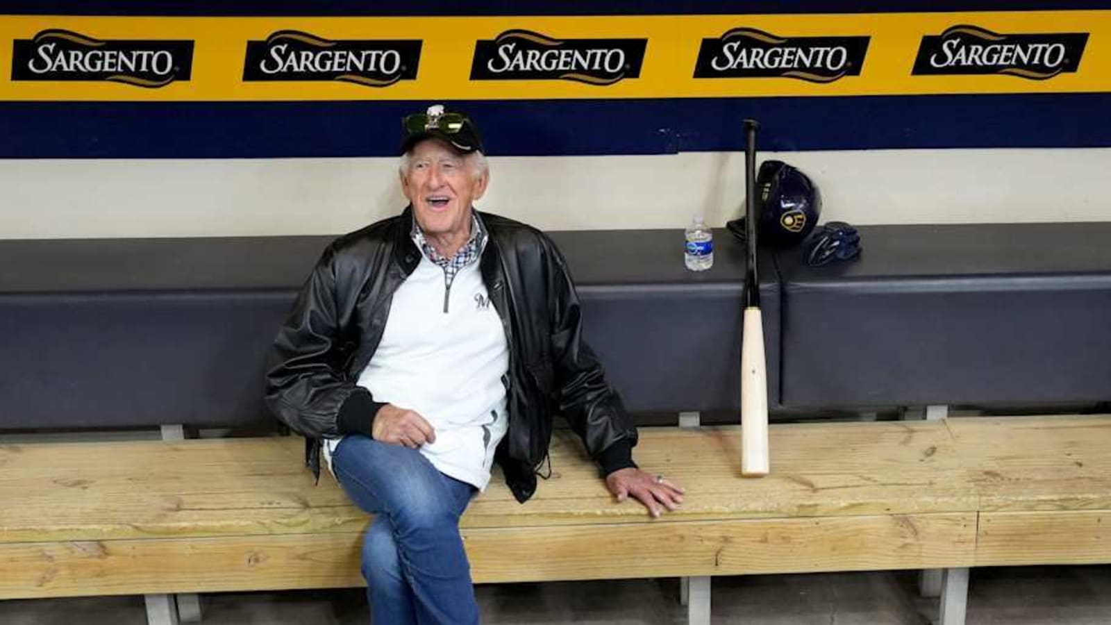 Legendary Milwaukee Brewers Announcer Bob Uecker Dies at 90