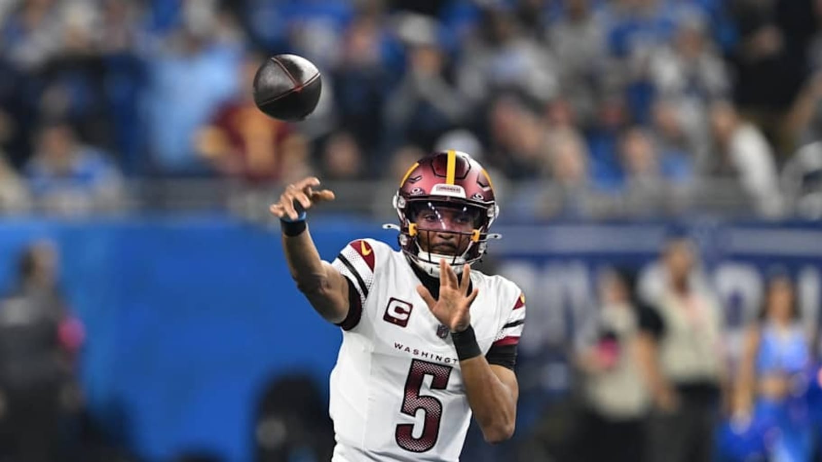 Commanders&#39; Jayden Daniels Reveals Why He Smiles After Taking Huge Hits