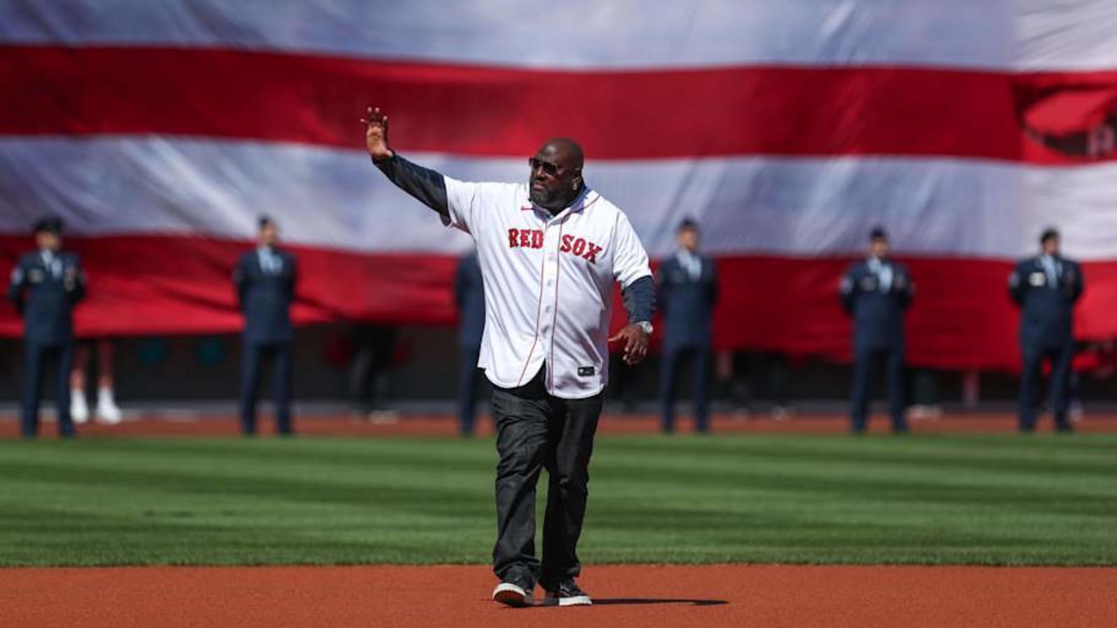 Ex-Mets 1B Mo Vaughn offers advice to free agent first basemen