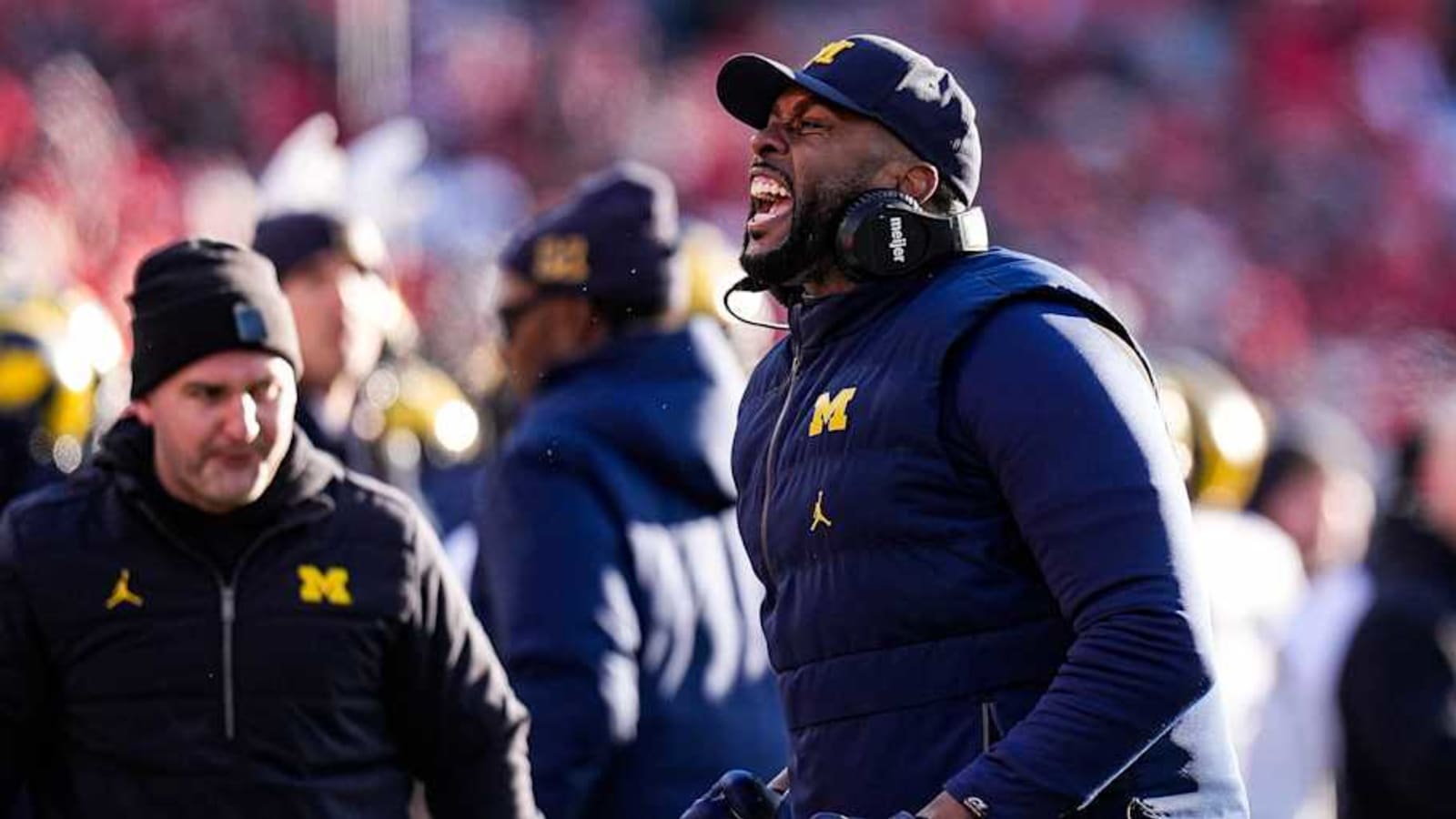 Michigan football makes top 10 for massive 2026 offensive tackle