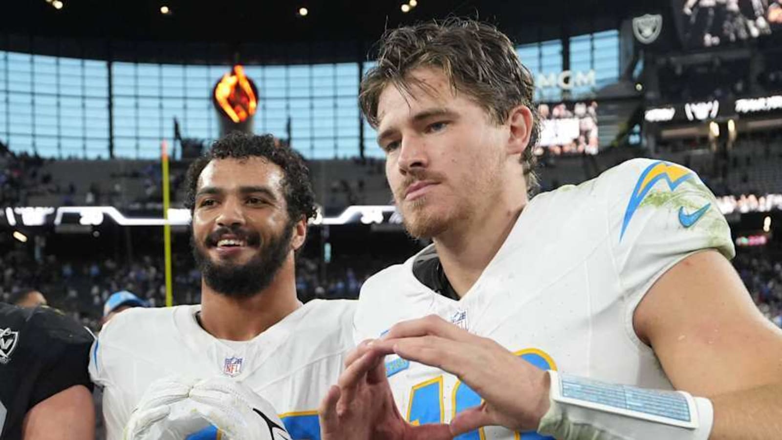Los Angeles Chargers Re-Sign Troy Dye To Two-Year, $5.5 Million Deal Despite Other Interest