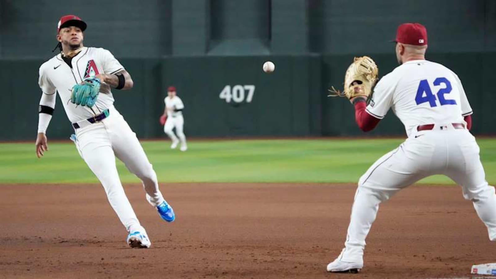 Five Arizona Diamondbacks Named Gold Glove Finalists