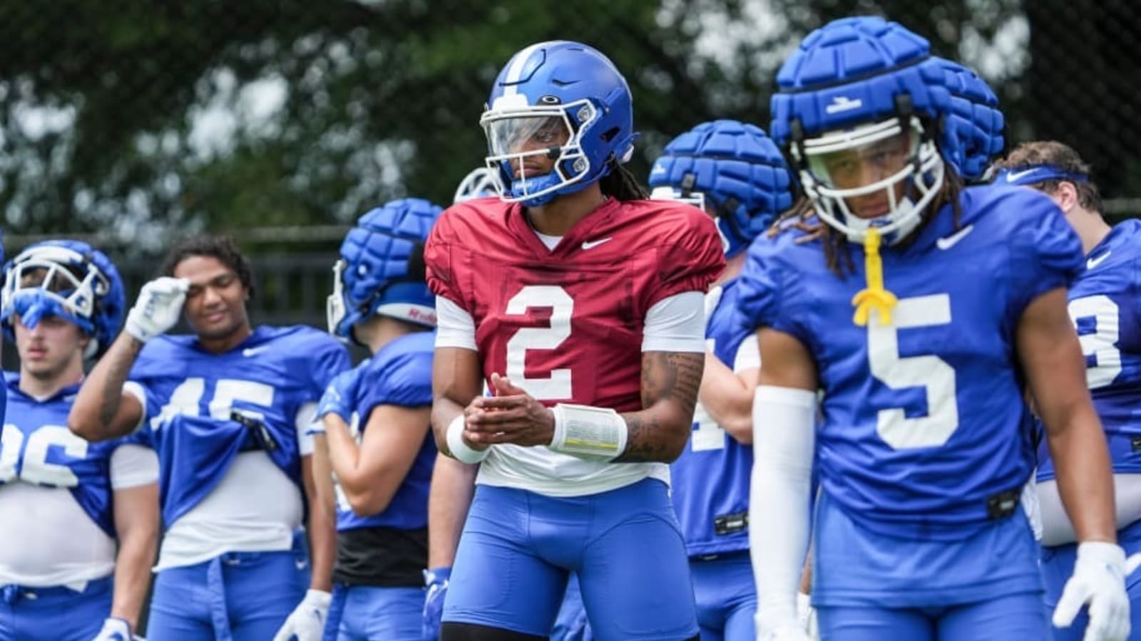 Does Kentucky football have a battle at quarterback?