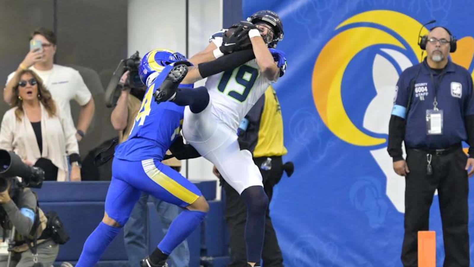 Bruins Shine in Seahawks-Rams Matchup