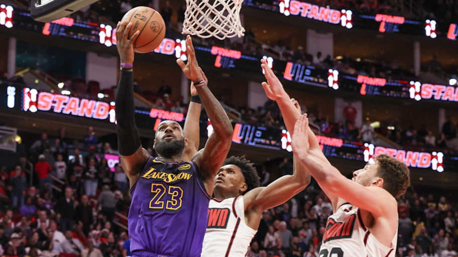LeBron James Gives Fuel To Michael Jordan Fans In GOAT Debate