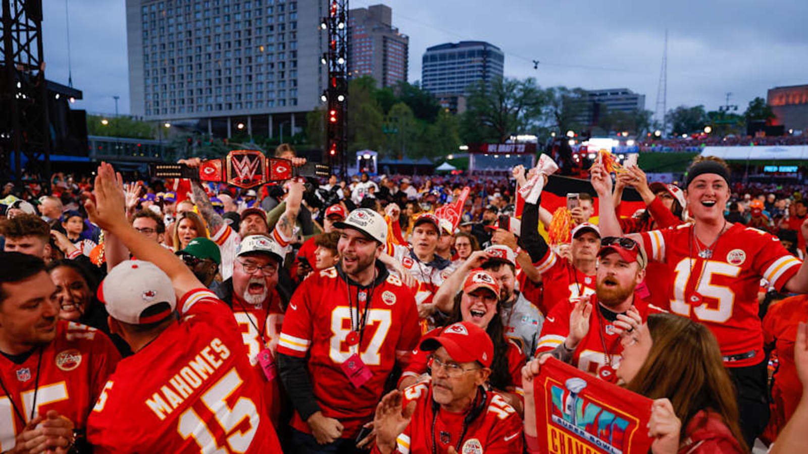 2025 NFL Draft order Raiders trade lateseason momentum for bluechip