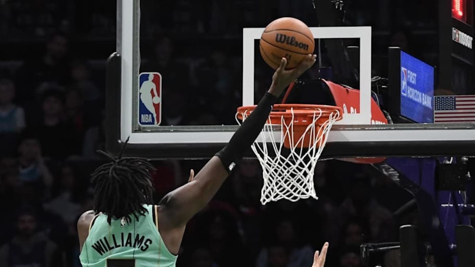 Spread & over/under predictions: Charlotte Hornets at Chicago Bulls