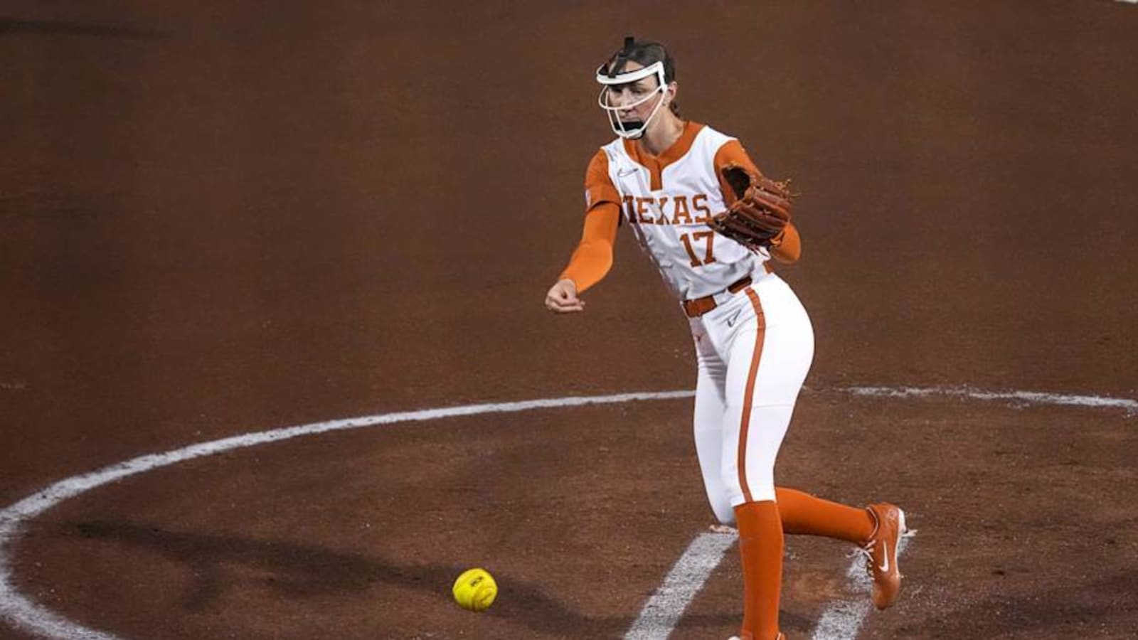 Texas Longhorns Softball&#39;s Teagan Kavan Wins Weekly Award