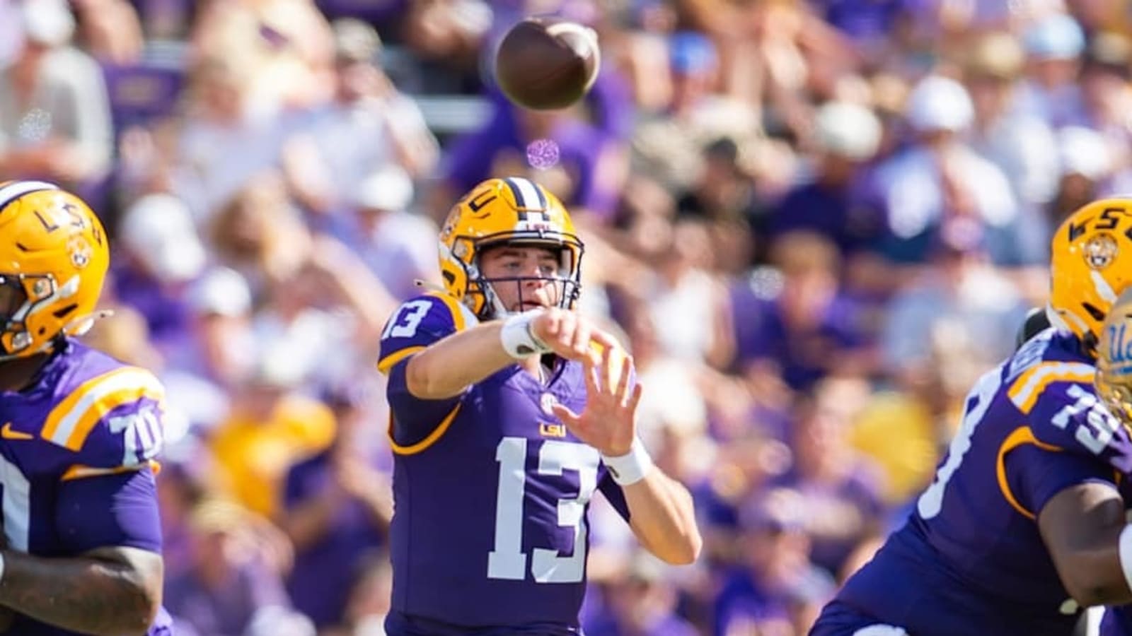 REPORT: Raiders Land Gunslinger QB in Latest Mock Draft