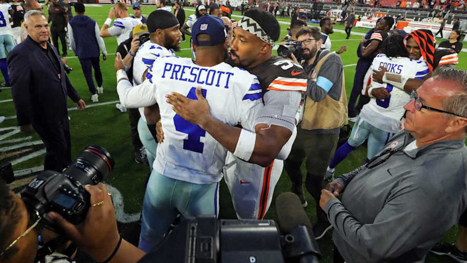 Myles Garrett trade value: NFL GM reveals price to land Cleveland Browns star