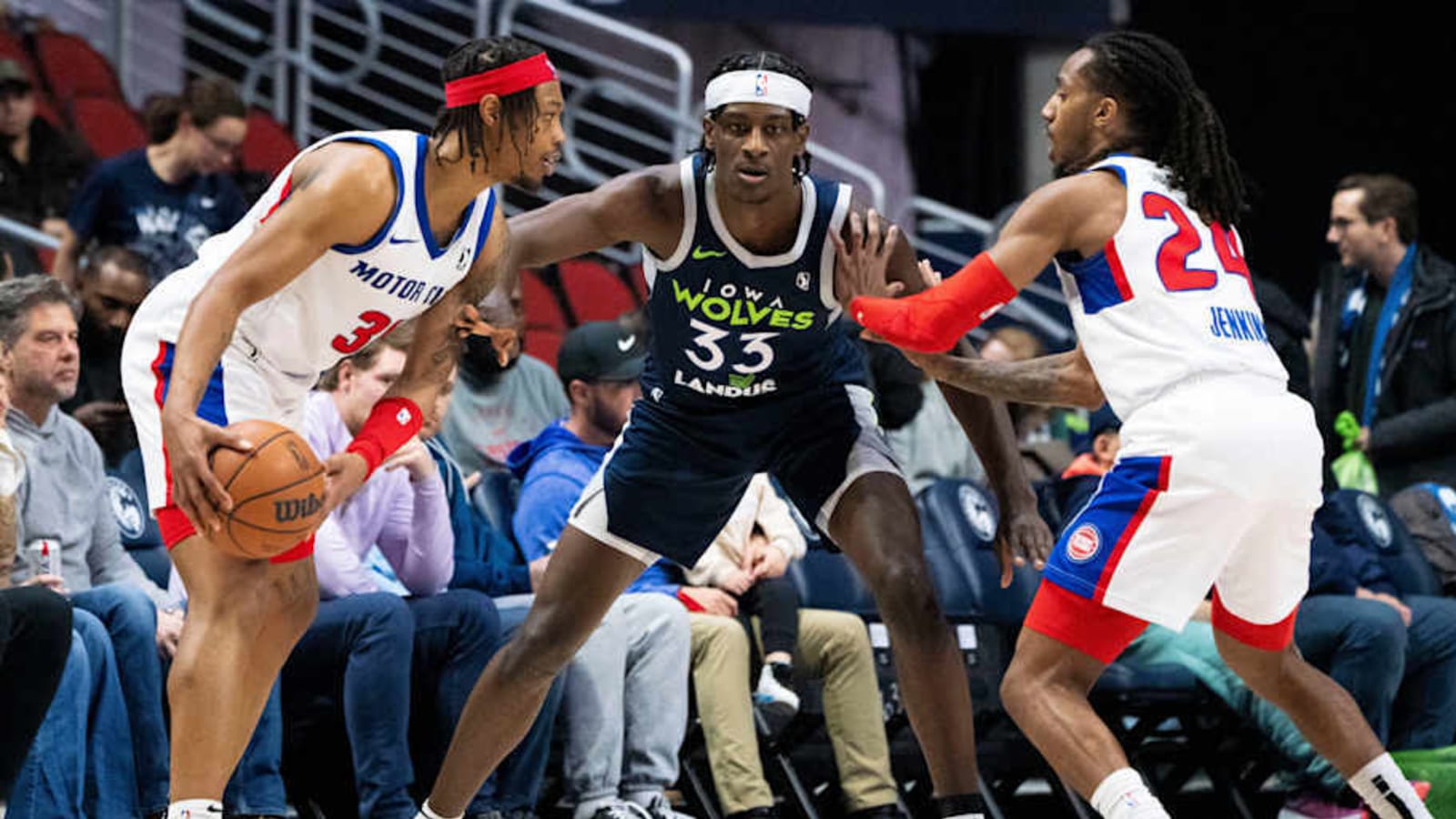 Wolves' Leonard Miller makes G League All-Showcase Team