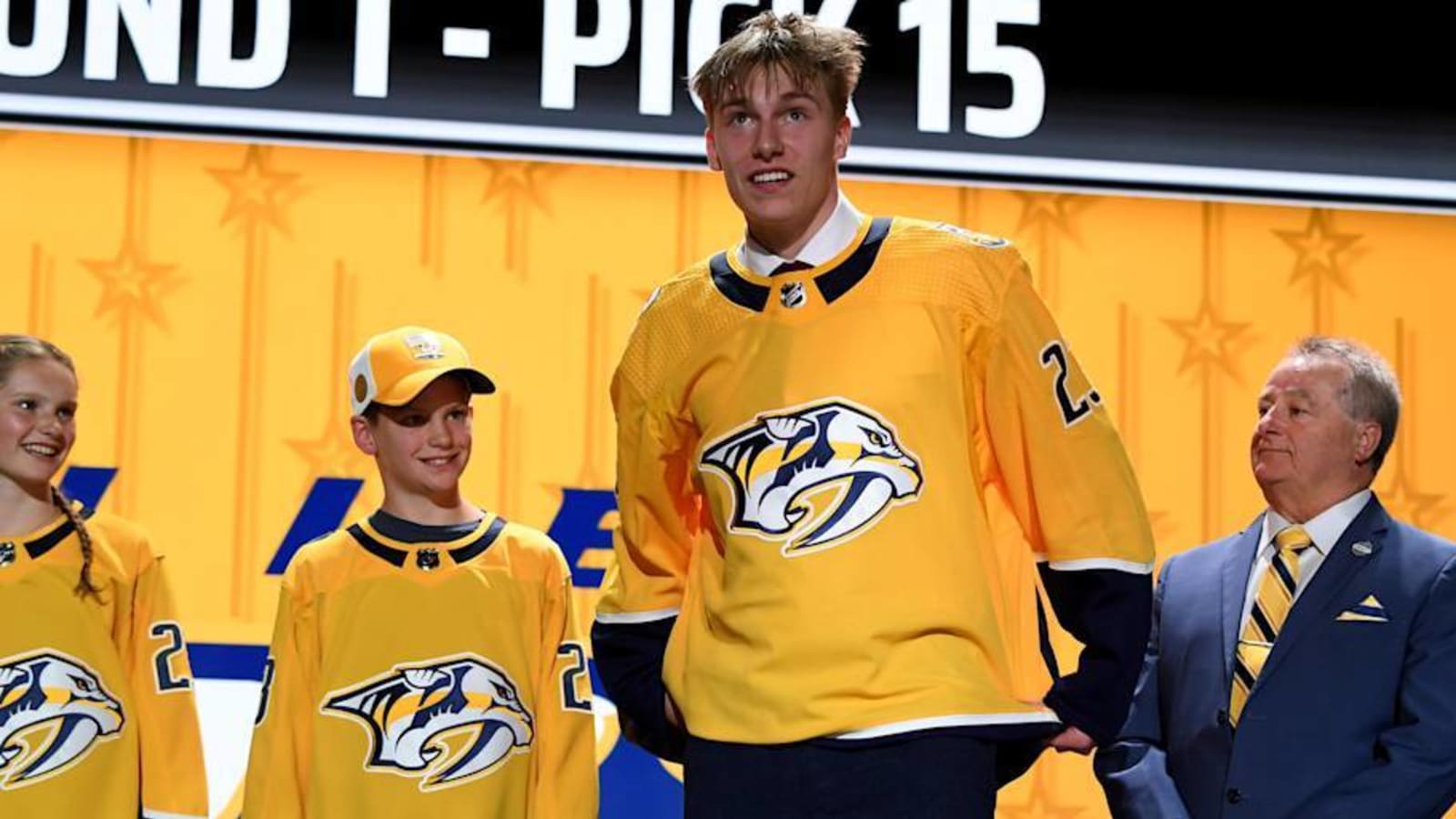 Matthew Wood becomes fourth Gophers player to sign NHL contract after season
